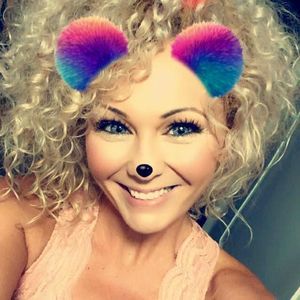 Meet your Posher, Deanna